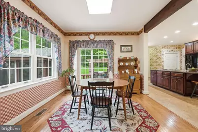 8605 Cherry Drive, Fairfax, VA 22031 - Photo 17