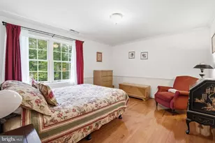 8605 Cherry Dr, Fairfax, VA 22031 - Photo 37