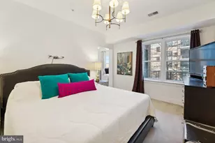 9521 Bastille St, Fairfax, VA 22031 - Photo 11