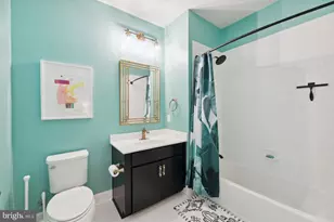 9521 Bastille St, Fairfax, VA 22031 - Photo 9