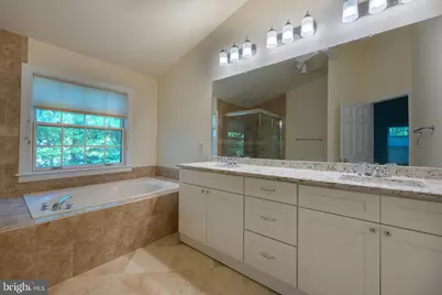 1211 Woodbrook Ct, Reston, VA 20194 - Photo 7