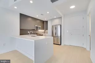 8220 Crestwood Heights Dr, McLean, VA 22102 - Photo 7