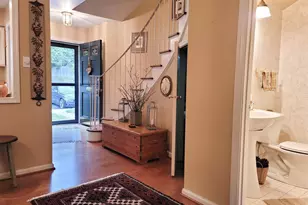 8200 Tory Rd, Springfield, VA 22152 - Photo 13