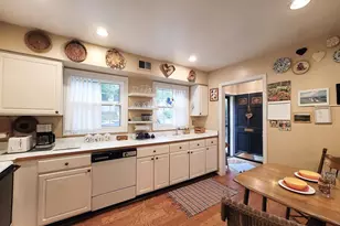 8200 Tory Rd, Springfield, VA 22152 - Photo 5