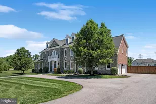 9311 Occoquan Overlook Dr, Lorton, VA 22079 - Photo 19