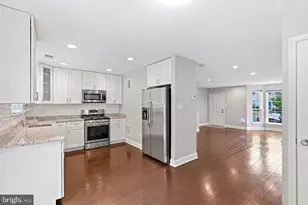 14823 Bolton Rd, Centreville, VA 20121 - Photo 5