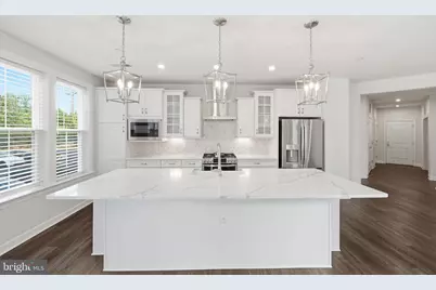 3927 Fair Ridge Drive #201, Fairfax, VA 22033 - Photo 9