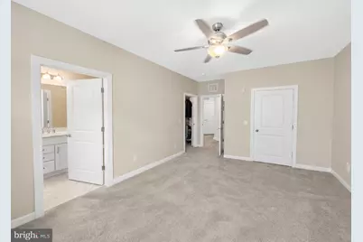 3927 Fair Ridge Drive #201, Fairfax, VA 22033 - Photo 11