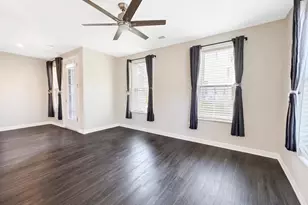 3927 Fair Ridge Dr, Fairfax, VA 22033 - Photo 9
