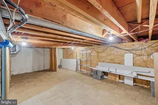 5278 Bradgen Ct, Springfield, VA 22151 - Photo 29