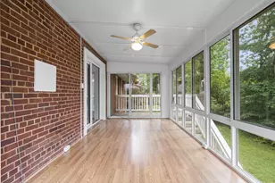 7429 Westwood Park Ln, Falls Church, VA 22046 - Photo 9