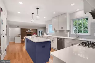 7628 Gralnick Pl, Springfield, VA 22153 - Photo 15