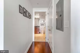 8220 Crestwood Heights Dr, McLean, VA 22102 - Photo 29
