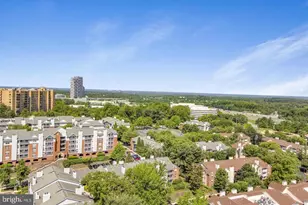 8220 Crestwood Heights Dr, McLean, VA 22102 - Photo 23