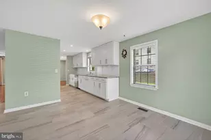 6059 Clerkenwell Ct, Burke, VA 22015 - Photo 13