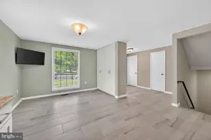 6059 Clerkenwell Ct, Burke, VA 22015 - Photo 15