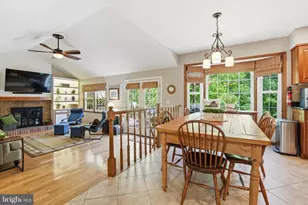 5947 Burnside Landing Dr, Burke, VA 22015 - Photo 13