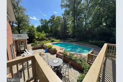 4908 Bradford Drive, Annandale, VA 22003 - Photo 11