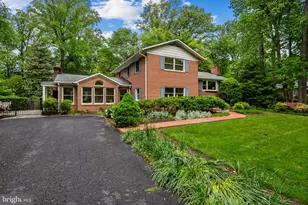 4908 Bradford Dr, Annandale, VA 22003 - Photo 3