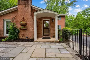 4908 Bradford Dr, Annandale, VA 22003 - Photo 73