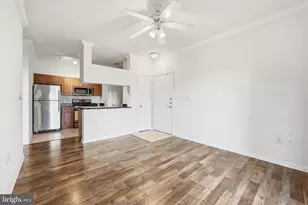 12929 Centre Park Cir, Herndon, VA 20171 - Photo 7