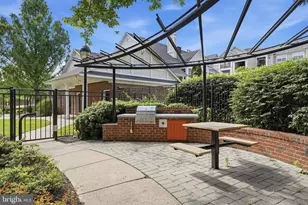 12929 Centre Park Cir, Herndon, VA 20171 - Photo 23