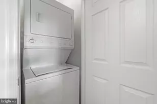 12929 Centre Park Cir, Herndon, VA 20171 - Photo 13
