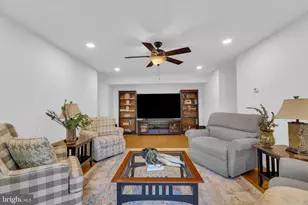 527 Florida Ave, Herndon, VA 20170 - Photo 5