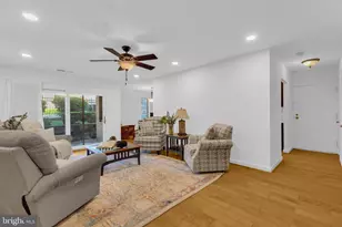 527 Florida Ave, Herndon, VA 20170 - Photo 3