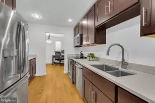 527 Florida Ave, Herndon, VA 20170 - Photo 9