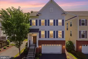 4432 Manor Oak Ln, Fairfax, VA 22030 - Photo 1
