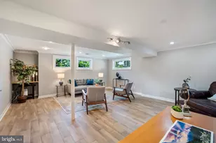 8926 Cromwell Dr, Springfield, VA 22151 - Photo 27