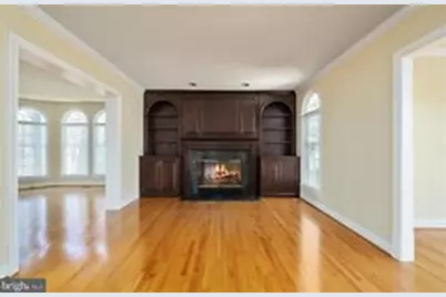 [Address not provided], Falls Church, VA 22043 - Photo 9