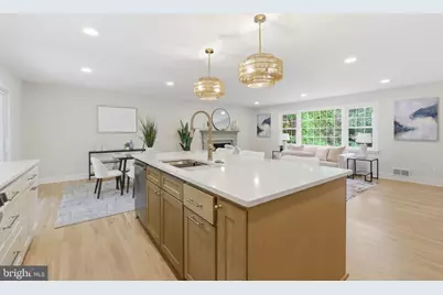 9312 Hamilton Drive, Fairfax, VA 22031 - Photo 9