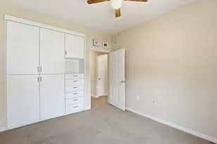 4135 Fountainside Ln, Fairfax, VA 22030 - Photo 15