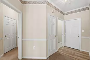 4135 Fountainside Ln, Fairfax, VA 22030 - Photo 5