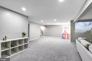 13608 British Manor Ct, Centreville, VA 20120 - Photo 33