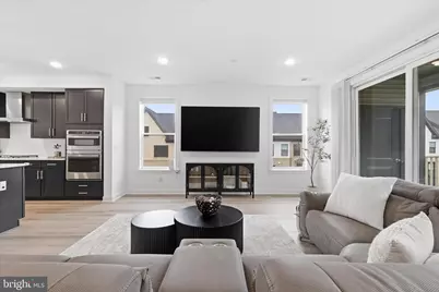 5018 Longmire Way #74, Chantilly, VA 20151 - Photo 7