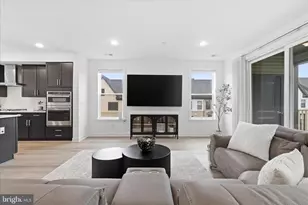 5018 Longmire Wy, Chantilly, VA 20151 - Photo 7