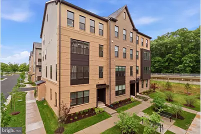 5018 Longmire Way #74, Chantilly, VA 20151 - Photo 23