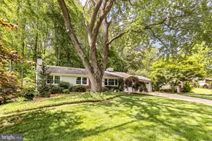 3310 Patrick Henry Dr, Falls Church, VA 22044 - Photo 3