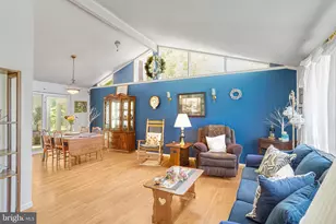 8622 Kenilworth Dr, Springfield, VA 22151 - Photo 5