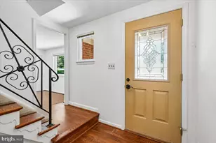 4945 Gainsborough Dr, Fairfax, VA 22032 - Photo 11