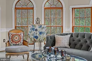 5452 Chandley Farm Cir, Centreville, VA 20120 - Photo 9