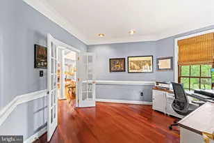 5452 Chandley Farm Cir, Centreville, VA 20120 - Photo 13