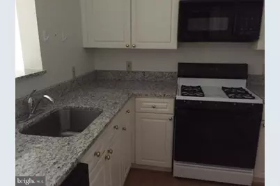 2204 Westcourt Lane #309, Herndon, VA 20170 - Photo 5