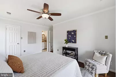 6057 Essex House Square #B, Alexandria, VA 22310 - Photo 15