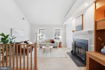6057 Essex House Square #B, Alexandria, VA 22310 - Photo 5