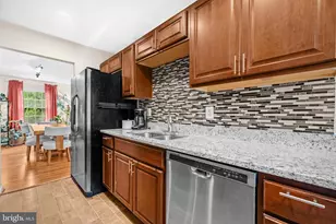 14809 Hatfield Square, Centreville, VA 20120 - Photo 13