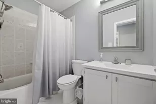 6906 Deer Run Dr, Alexandria, VA 22306 - Photo 23